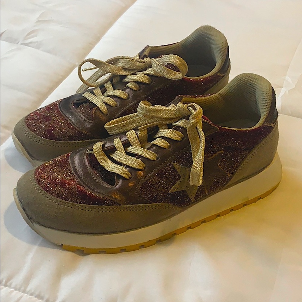 2Star brand sneakers